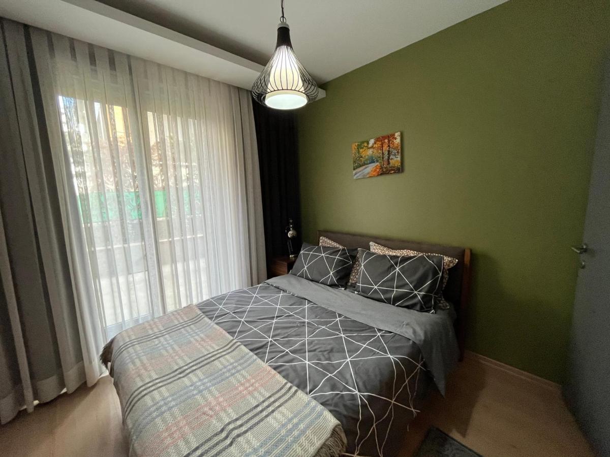 Wide Garden Flat Close To The Memoriall Hospital Hgyhomes2104 Истанбул Екстериор снимка