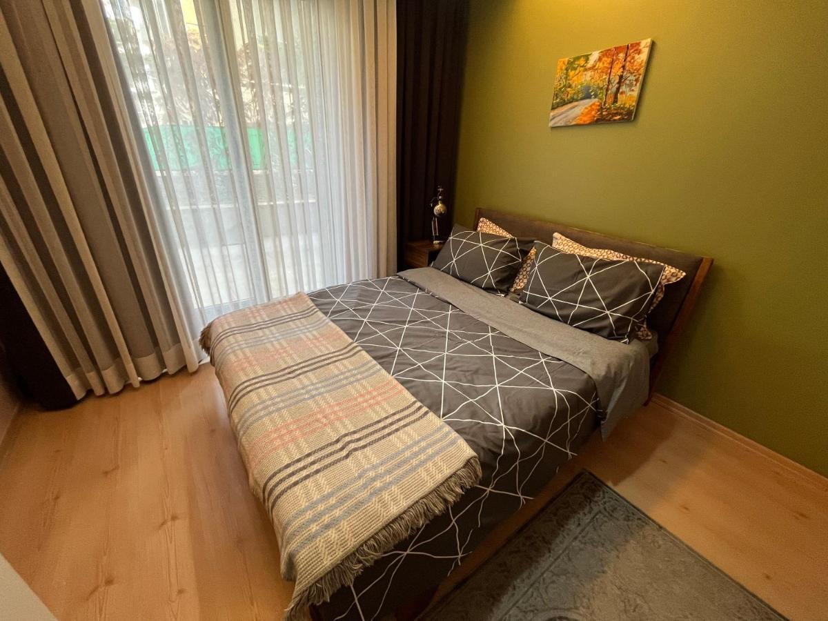 Wide Garden Flat Close To The Memoriall Hospital Hgyhomes2104 Истанбул Екстериор снимка