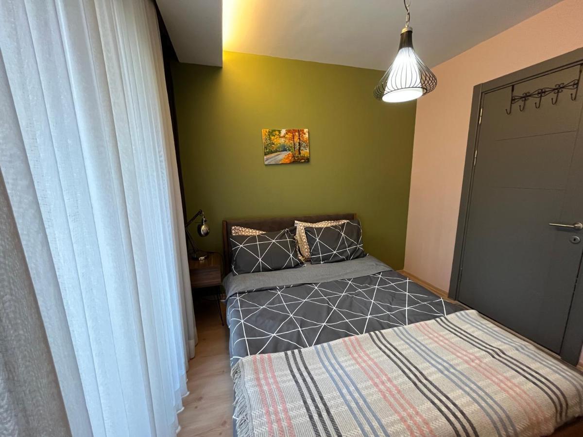 Wide Garden Flat Close To The Memoriall Hospital Hgyhomes2104 Истанбул Екстериор снимка